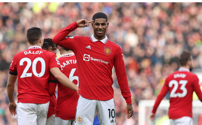 右和袁悦在 右和袁悦在